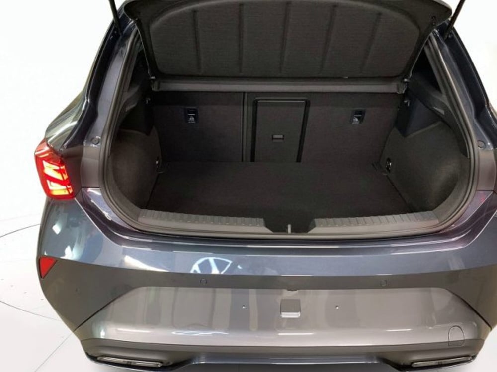 Cupra Leon nuova a Vicenza (18)