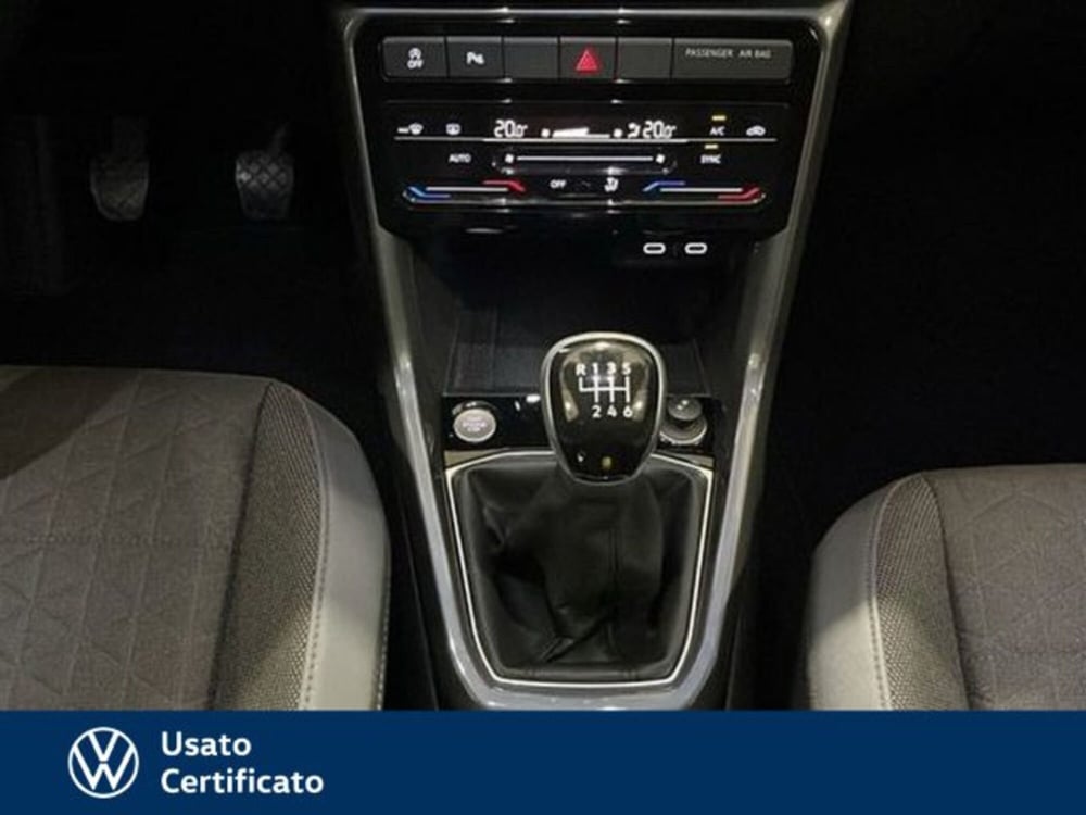 Volkswagen T-Cross usata a Vicenza (11)