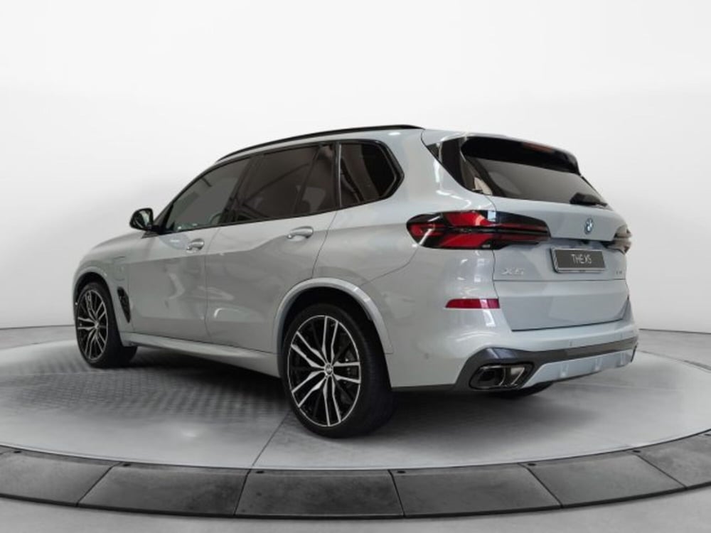 BMW X5 nuova a Modena (18)
