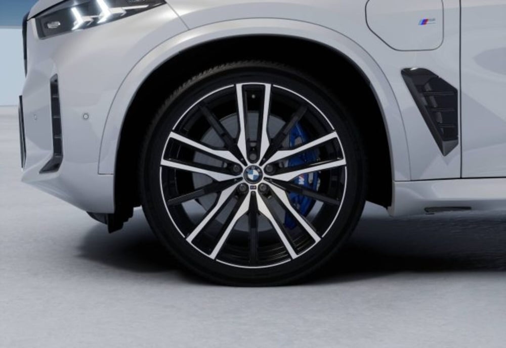 BMW X5 nuova a Modena (8)
