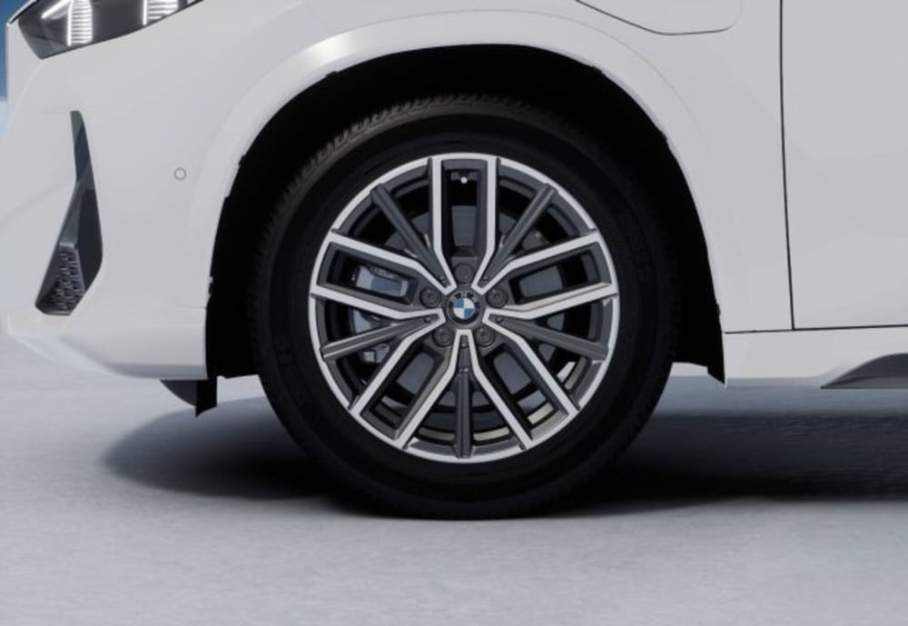 BMW X1 nuova a Modena (8)