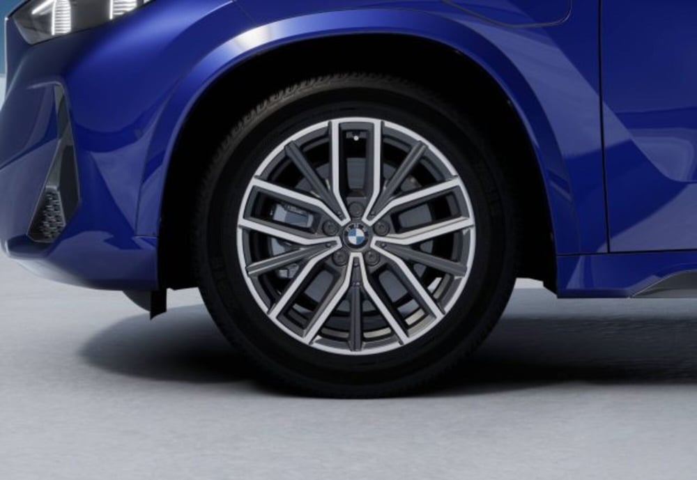 BMW X1 nuova a Modena (8)