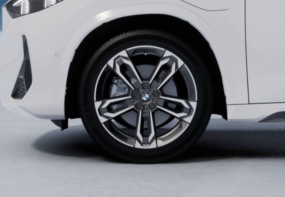 BMW X1 nuova a Modena (8)