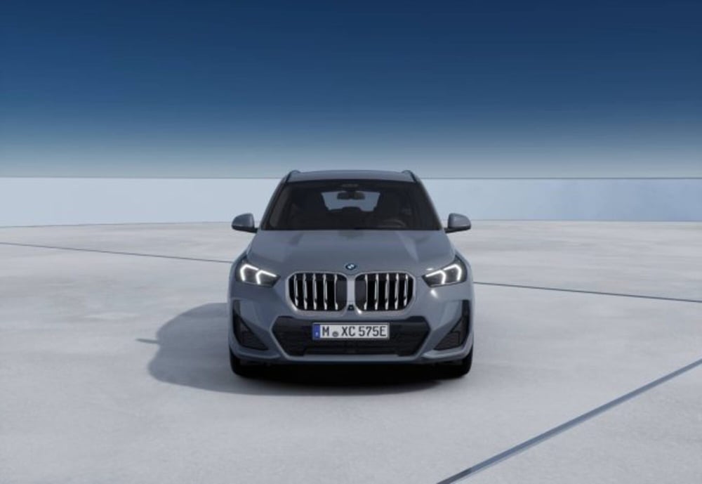 BMW X1 nuova a Modena (3)