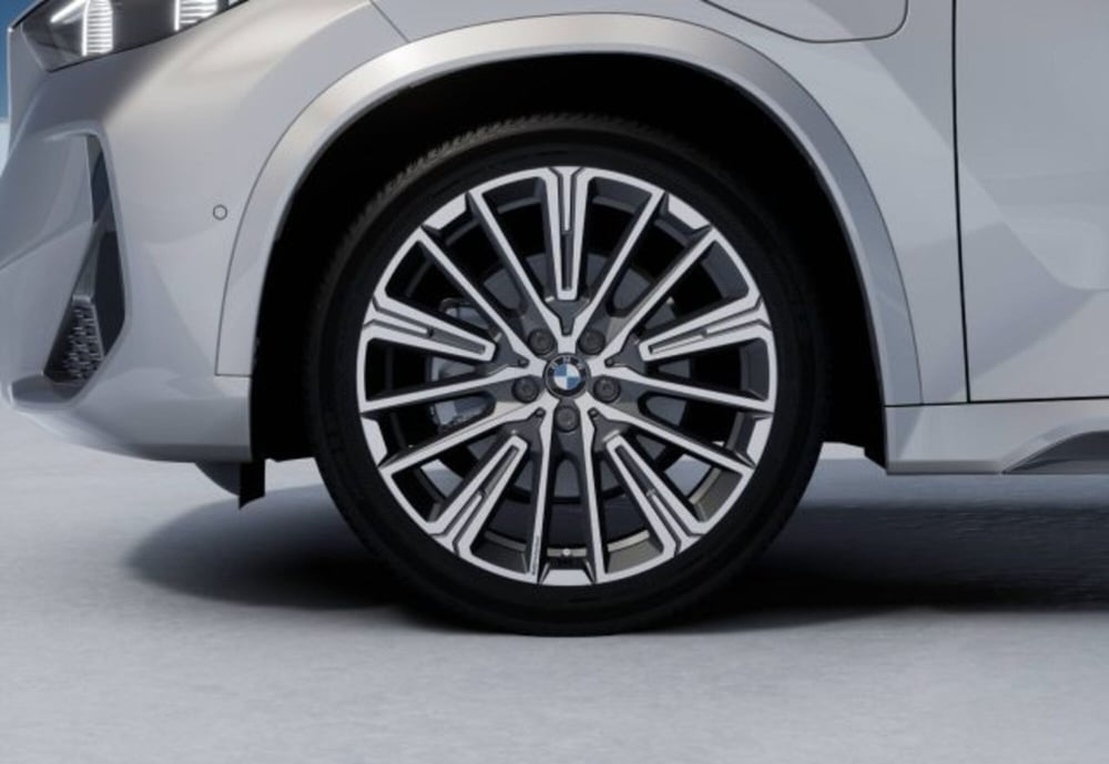 BMW X1 nuova a Modena (8)