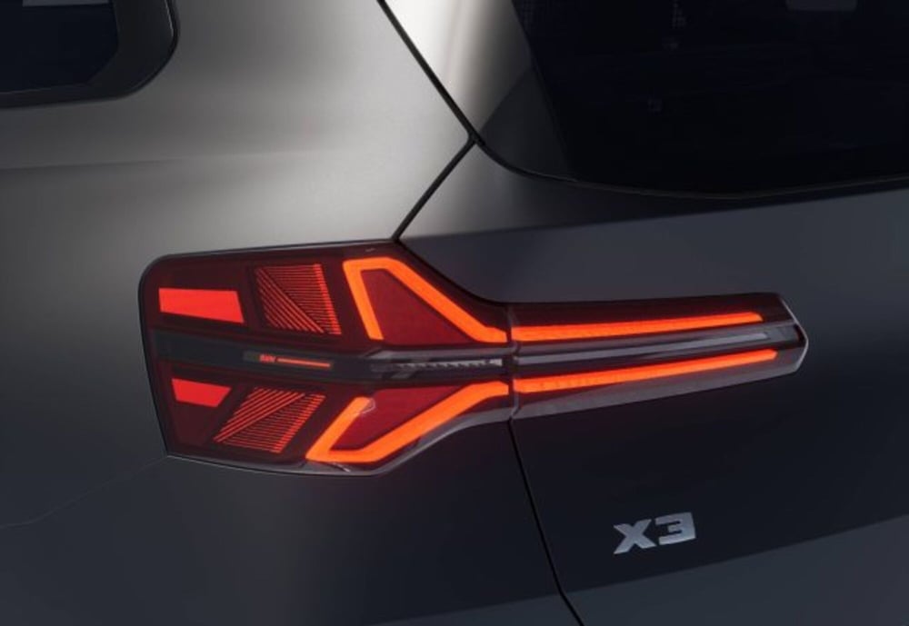 BMW X3 nuova a Modena (9)