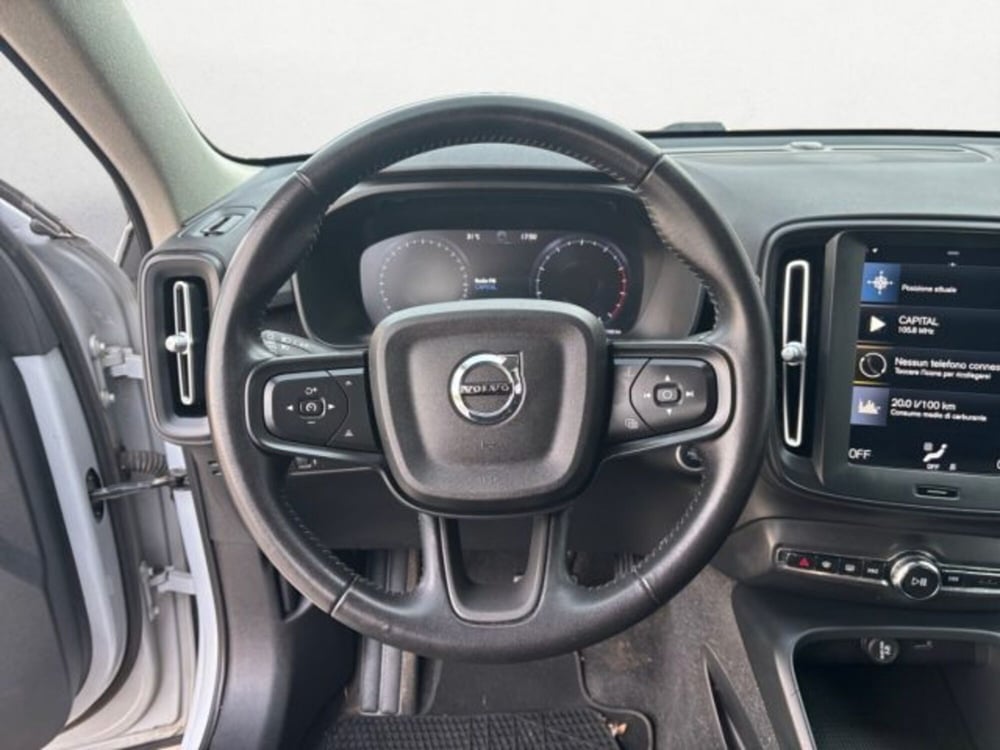 Volvo XC40 usata a Treviso (16)