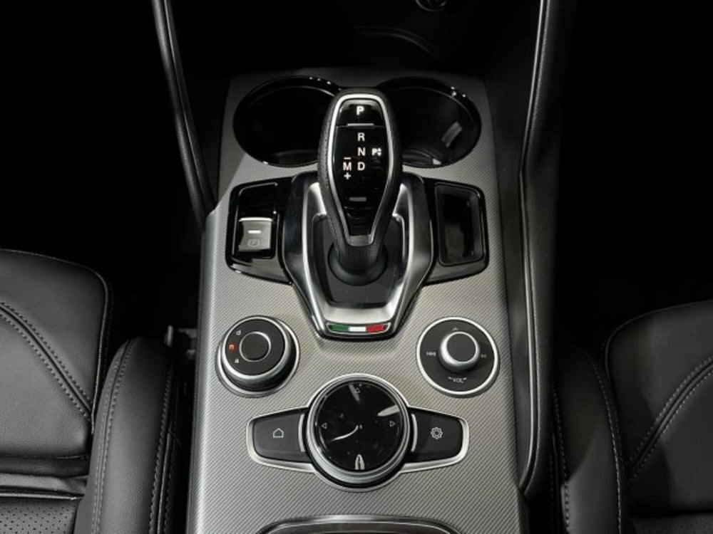 Alfa Romeo Giulia nuova a Sondrio (20)