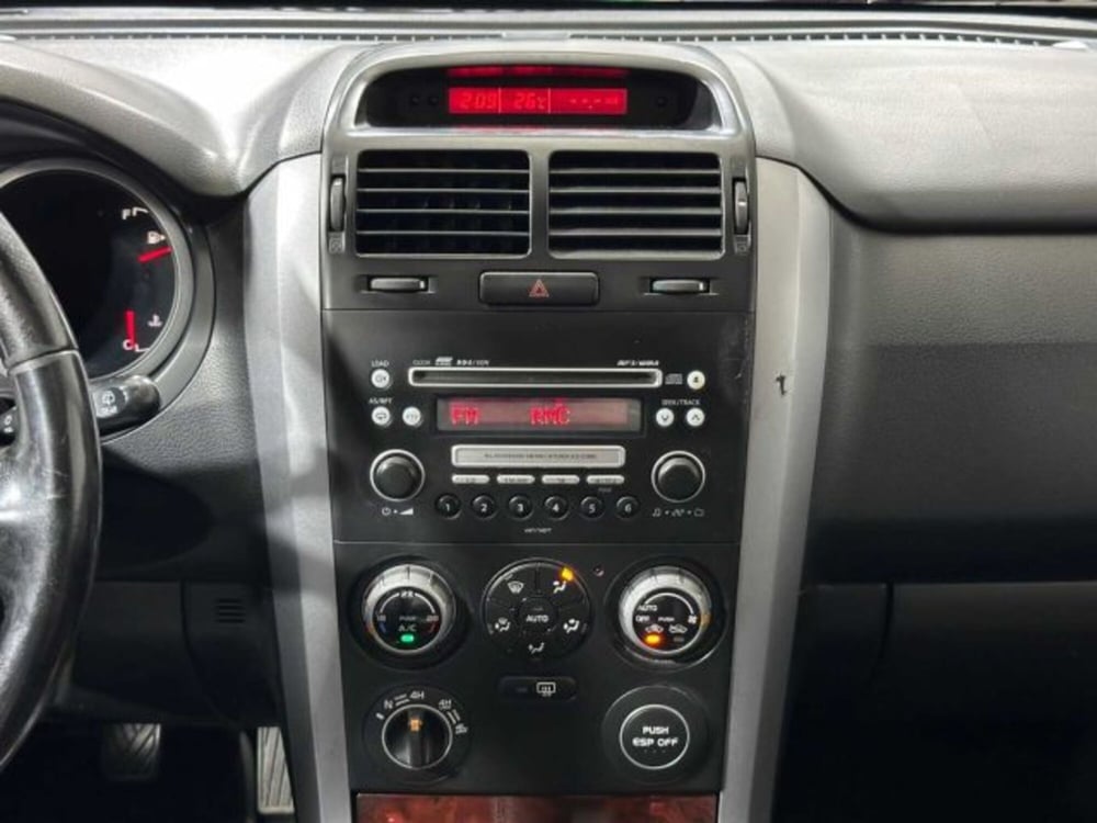 Suzuki Grand Vitara usata a Sondrio (14)
