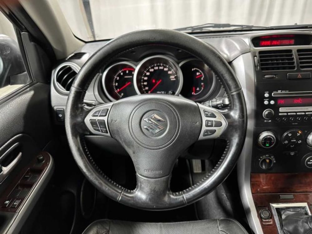 Suzuki Grand Vitara usata a Sondrio (17)