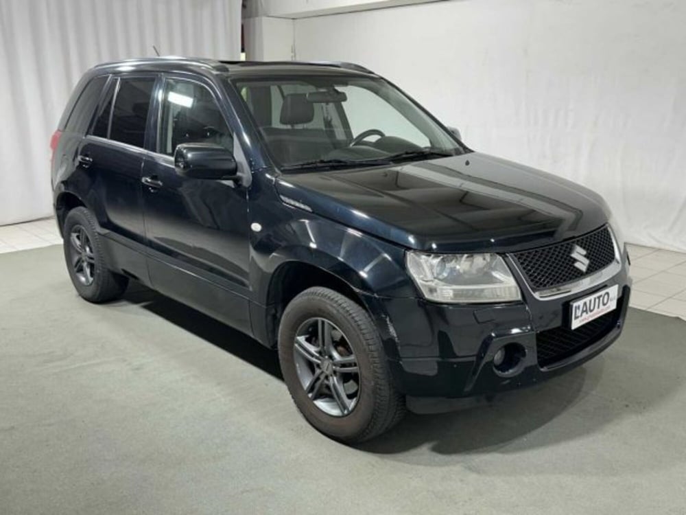 Suzuki Grand Vitara usata a Sondrio (7)