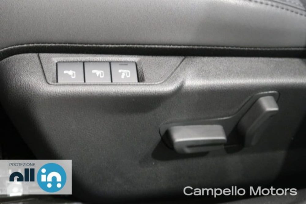 Alfa Romeo Junior nuova a Venezia (18)