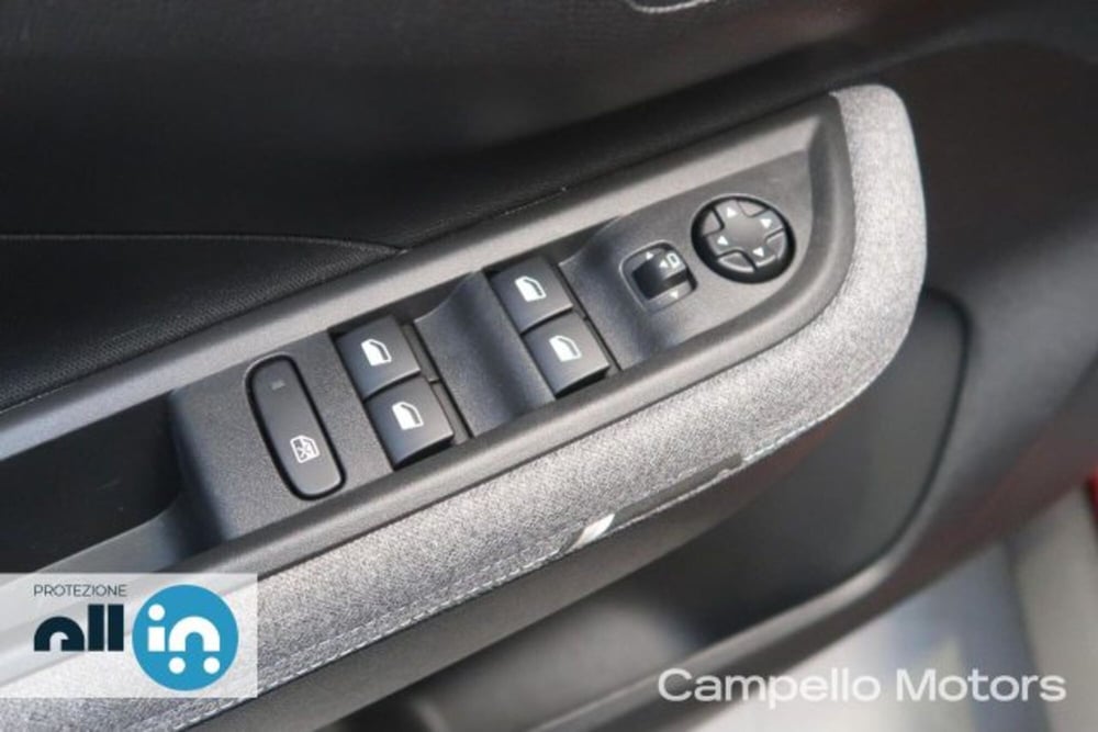 Opel Frontera nuova a Venezia (17)