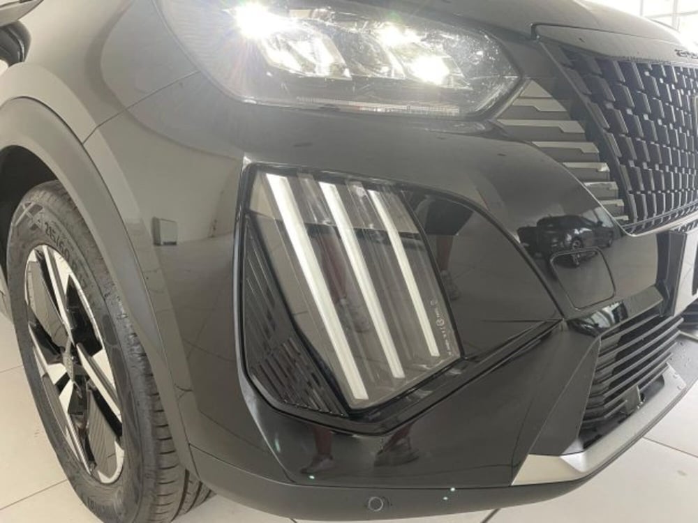 Peugeot 2008 nuova a Torino (10)