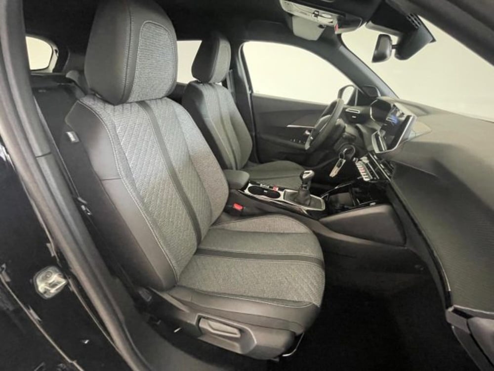 Peugeot 2008 nuova a Torino (15)
