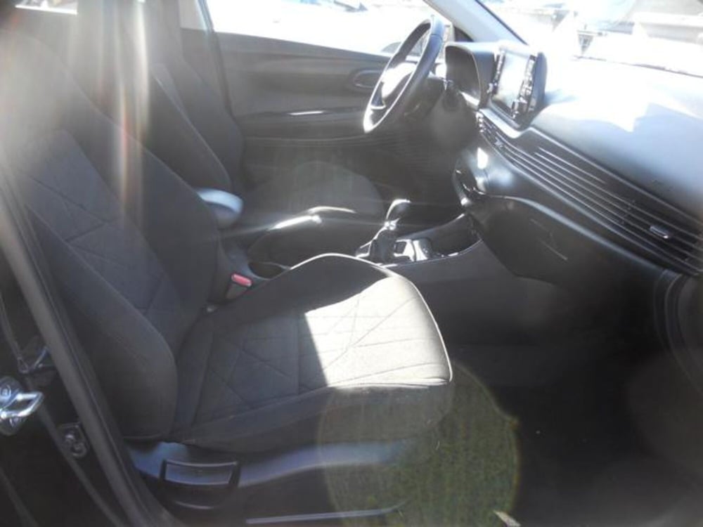 Hyundai Bayon usata a Pisa (13)