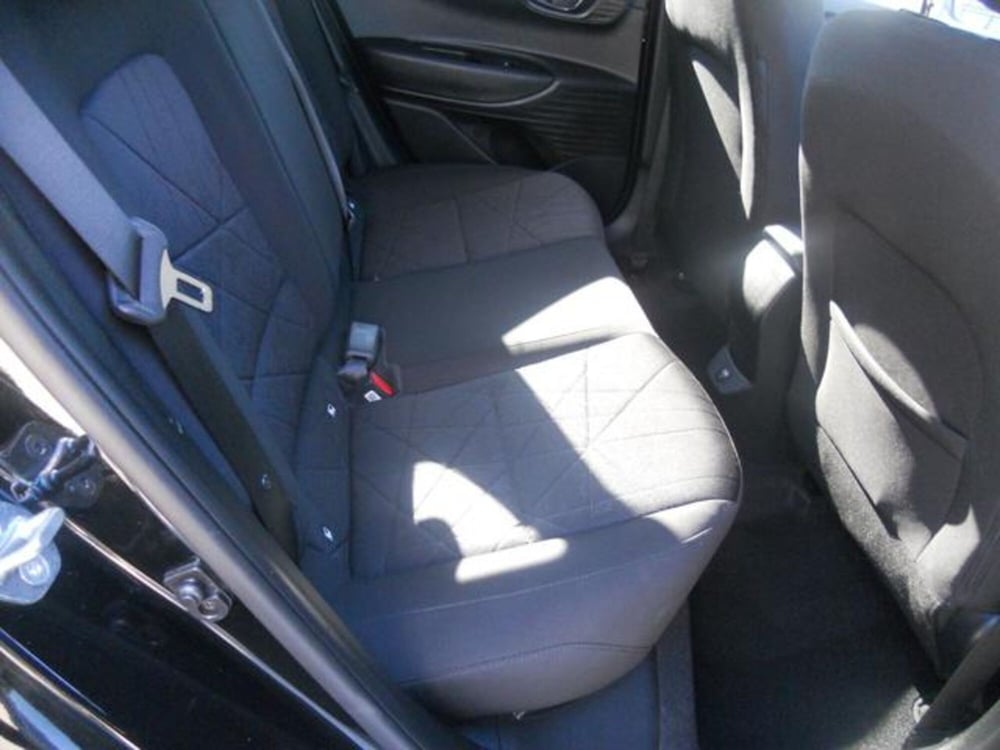 Hyundai Bayon usata a Pisa (14)