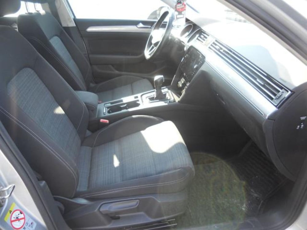 Volkswagen Passat Variant usata a Pisa (11)