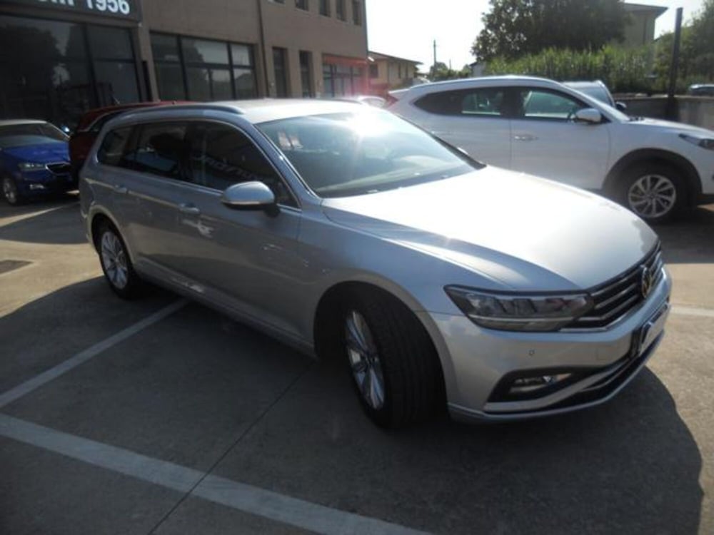 Volkswagen Passat Variant usata a Pisa (4)