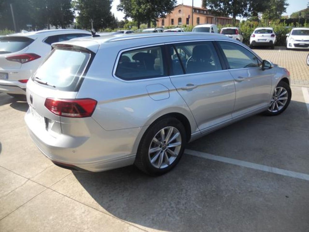 Volkswagen Passat Variant usata a Pisa (5)