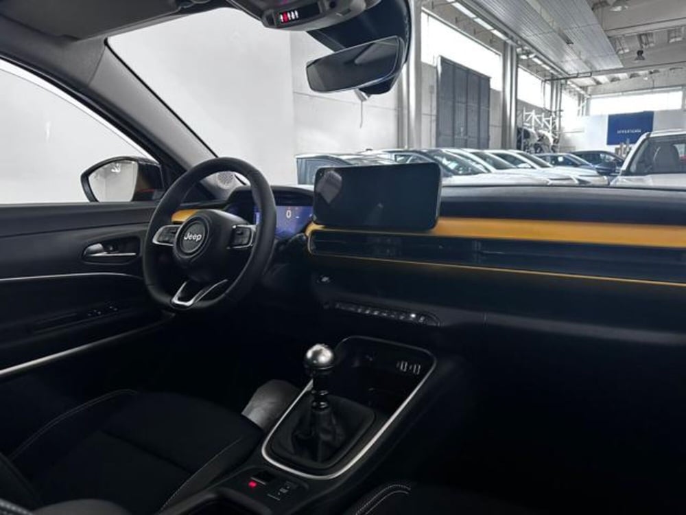 Jeep Avenger nuova a Reggio Emilia (11)