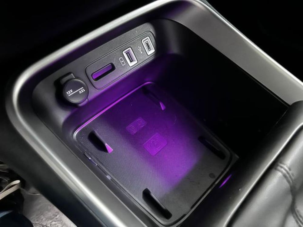 Jeep Avenger nuova a Reggio Emilia (19)