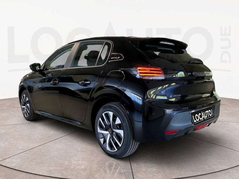 Peugeot 208 nuova a Torino (5)