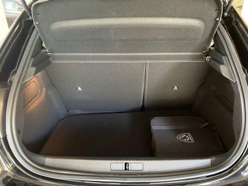 Peugeot 208 nuova a Torino (9)