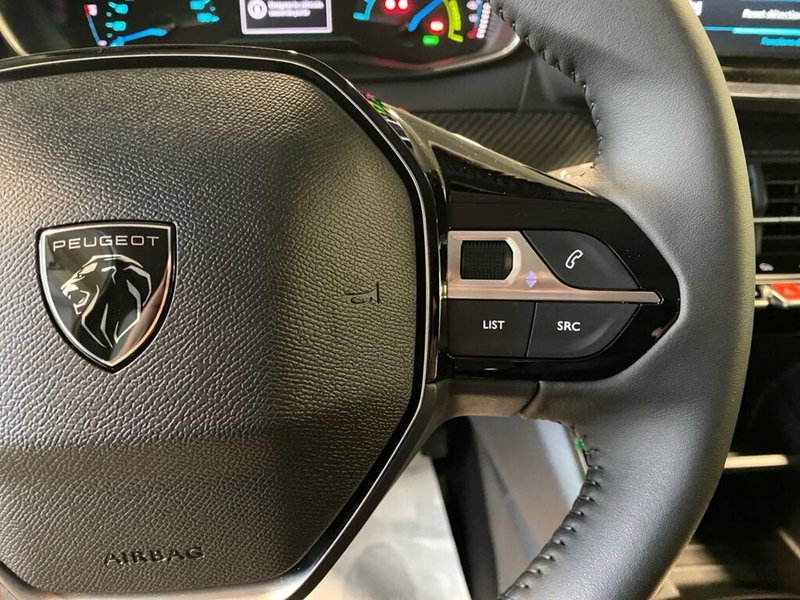 Peugeot 208 nuova a Torino (13)