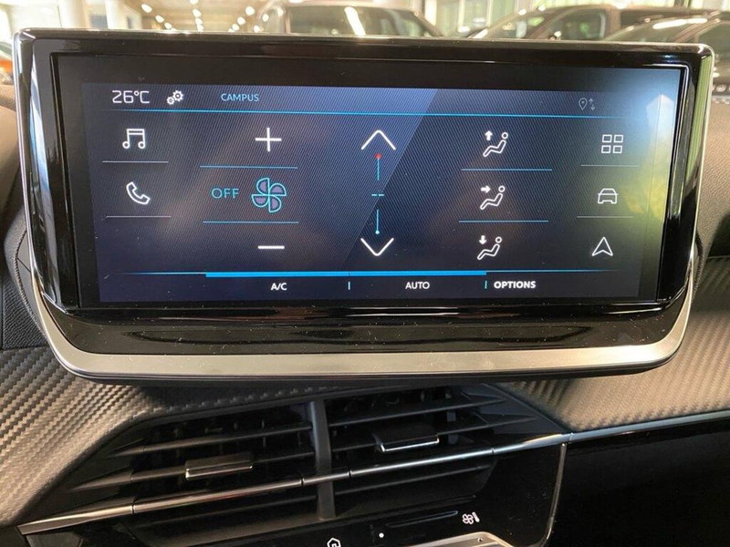 Peugeot 208 nuova a Torino (14)