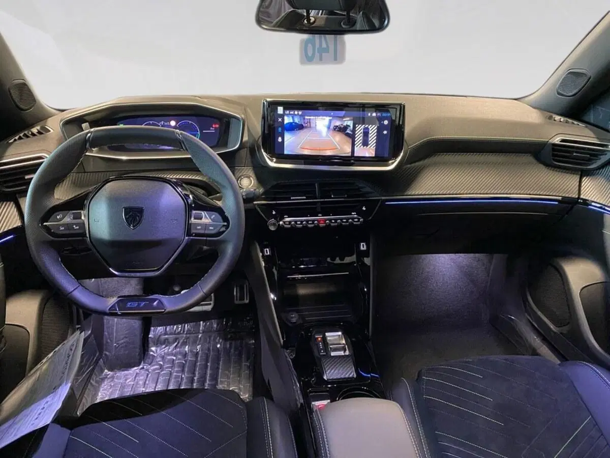 Peugeot 2008 nuova a Torino (6)