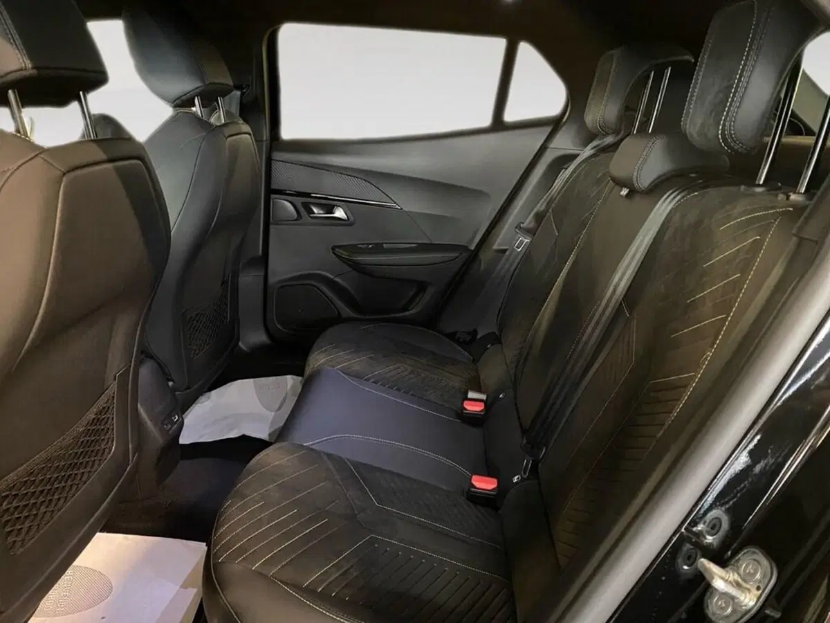 Peugeot 2008 nuova a Torino (8)