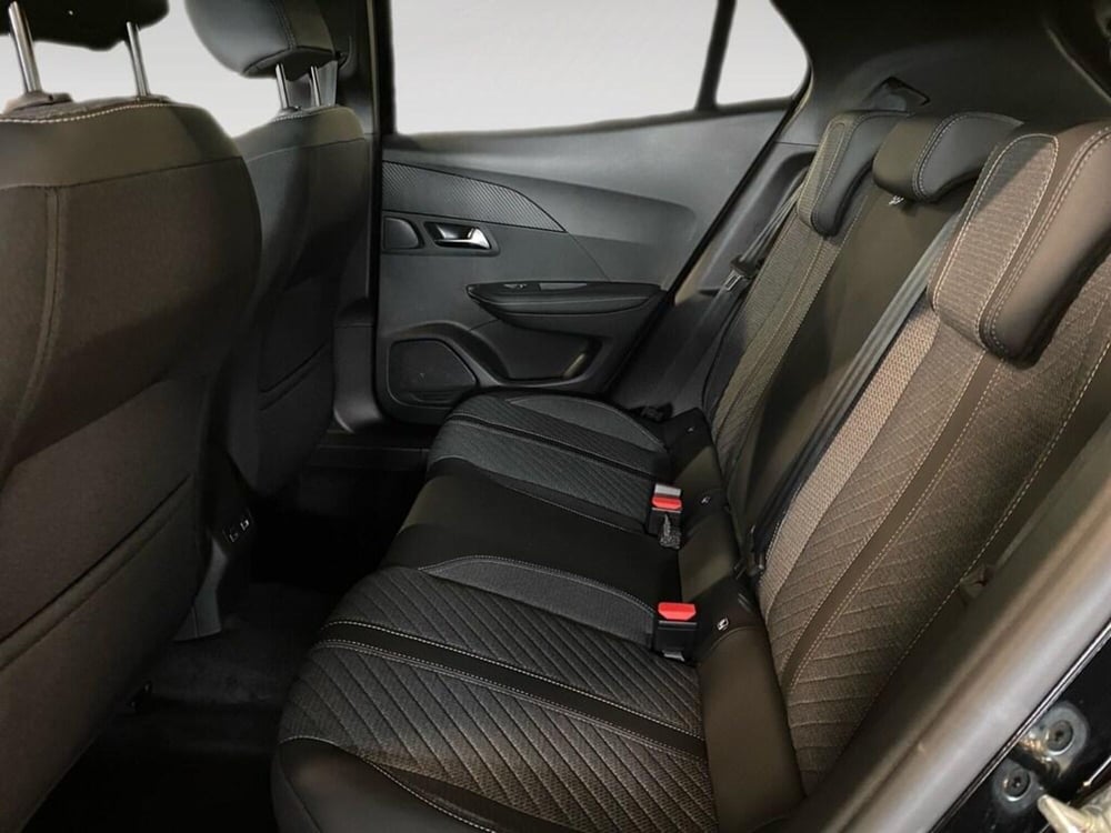 Peugeot 2008 nuova a Torino (7)