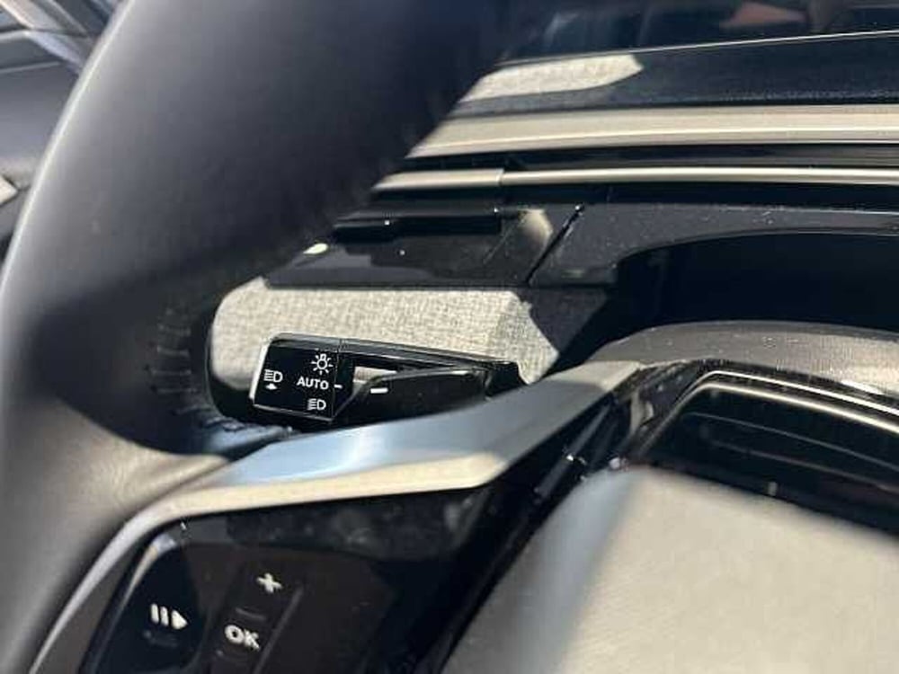Peugeot 3008 nuova a Venezia (14)