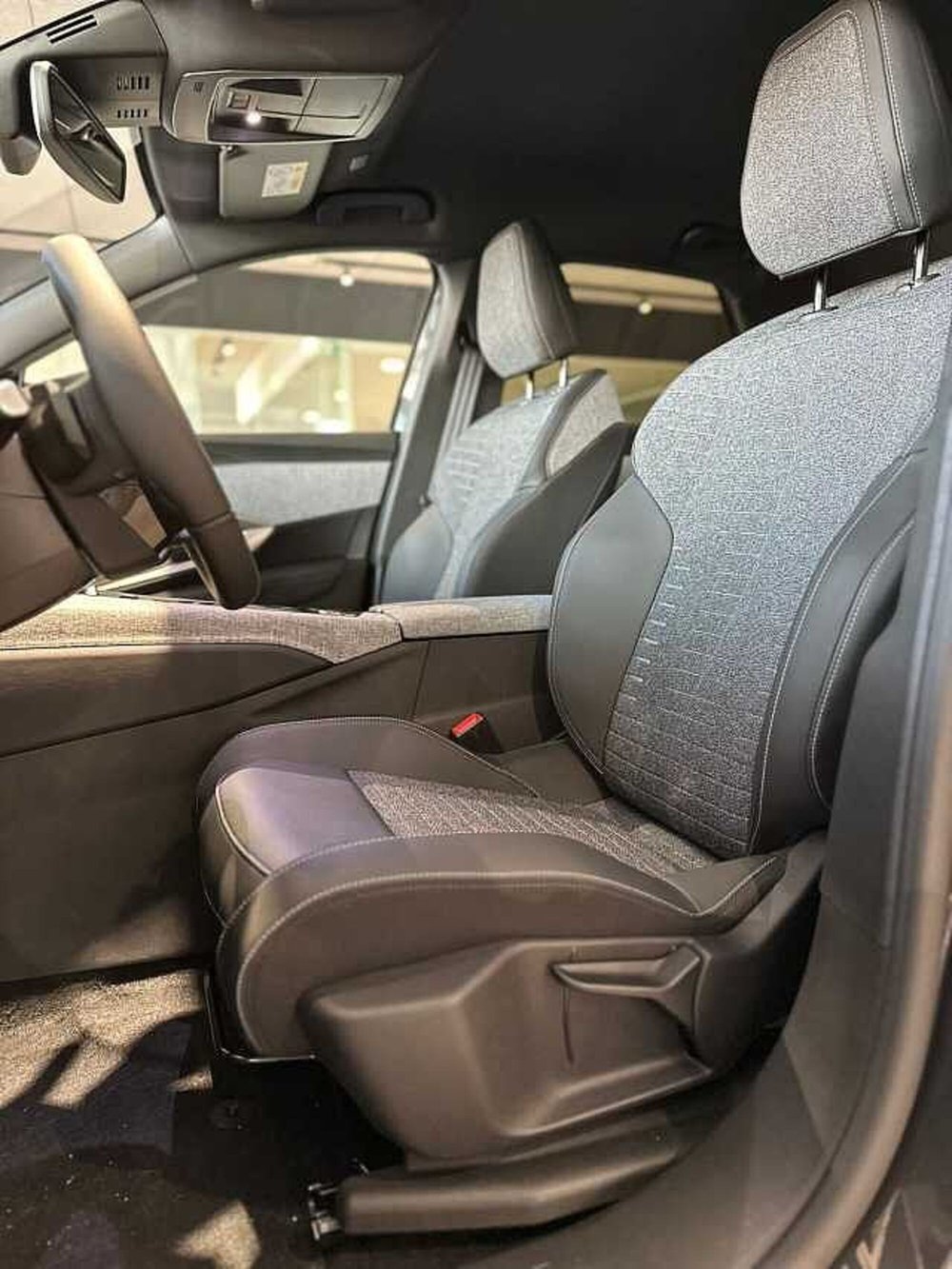 Peugeot 3008 nuova a Venezia (15)