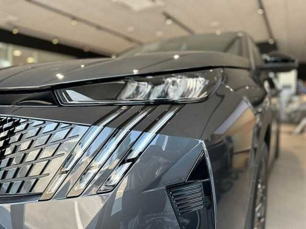 Peugeot 3008 nuova a Venezia (9)