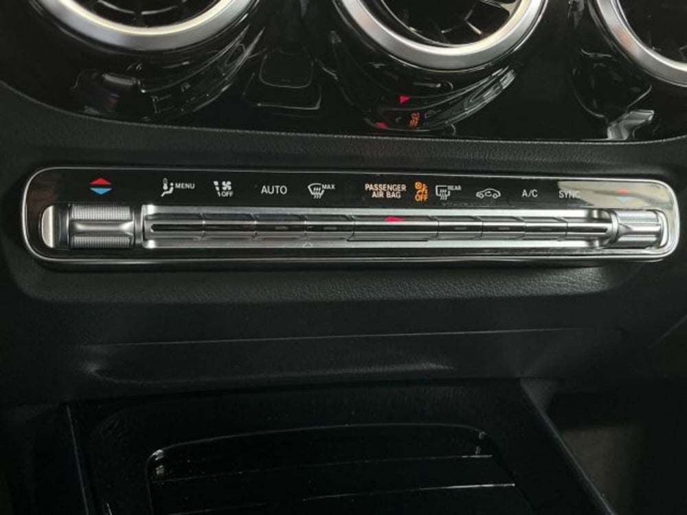Mercedes-Benz GLA SUV usata a Verona (14)