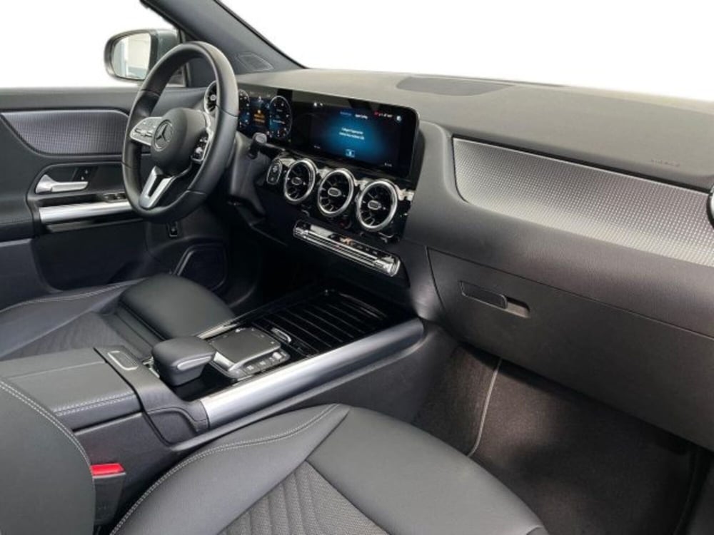 Mercedes-Benz GLA SUV usata a Verona (15)