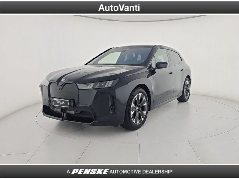 BMW iX usata a Bologna