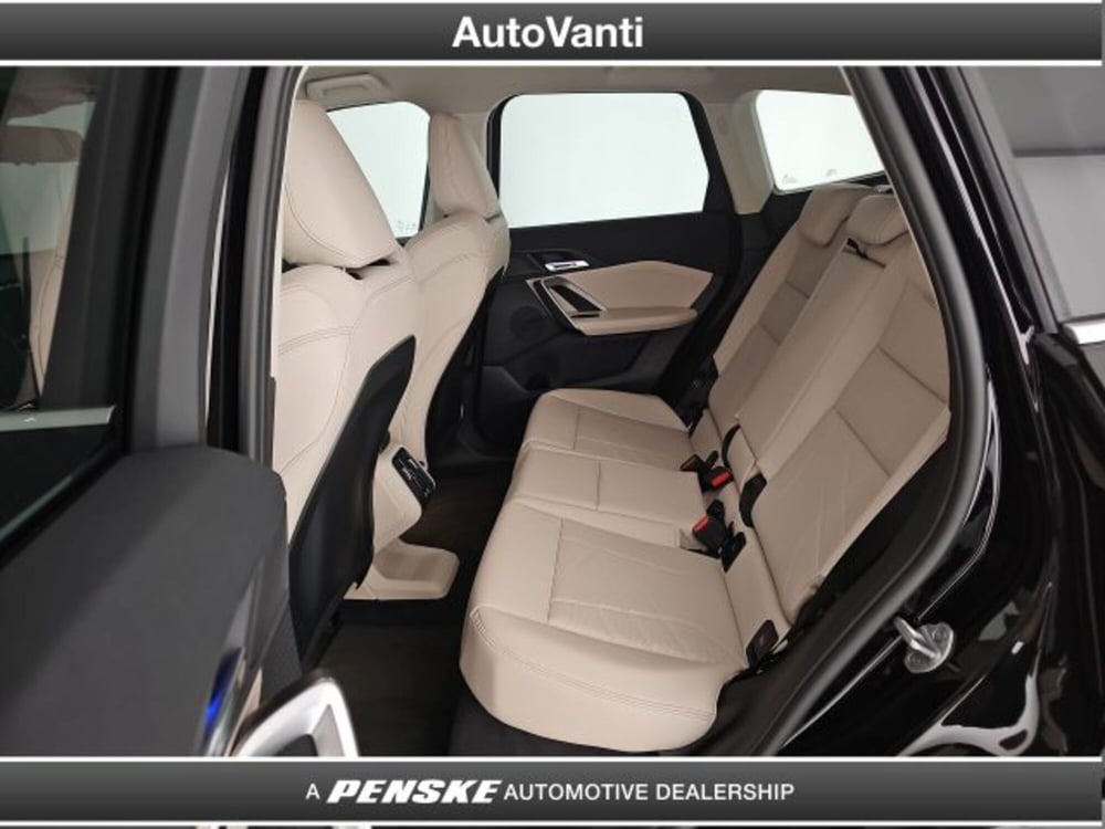 BMW iX1 nuova a Bologna (10)
