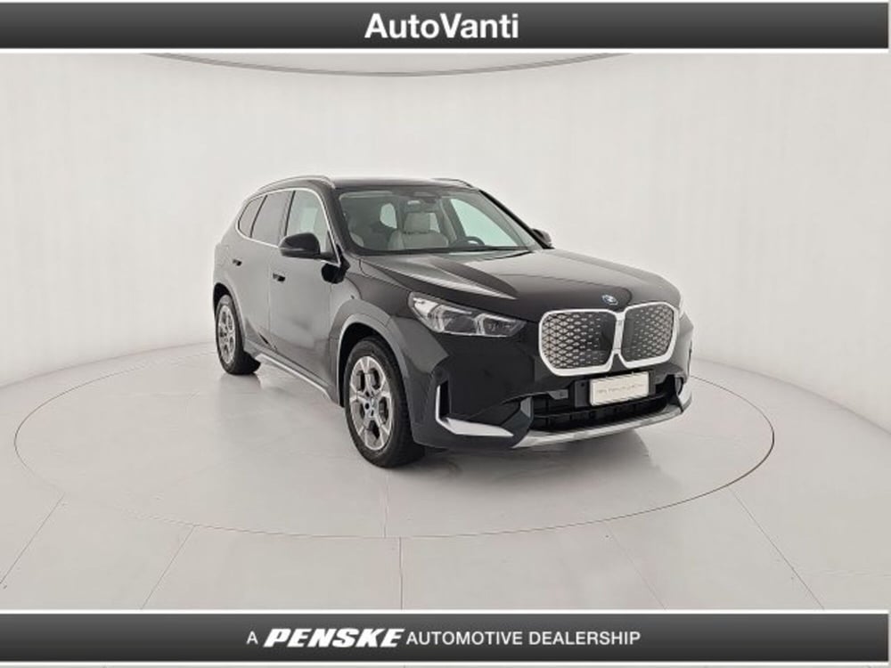 BMW iX1 nuova a Bologna (6)
