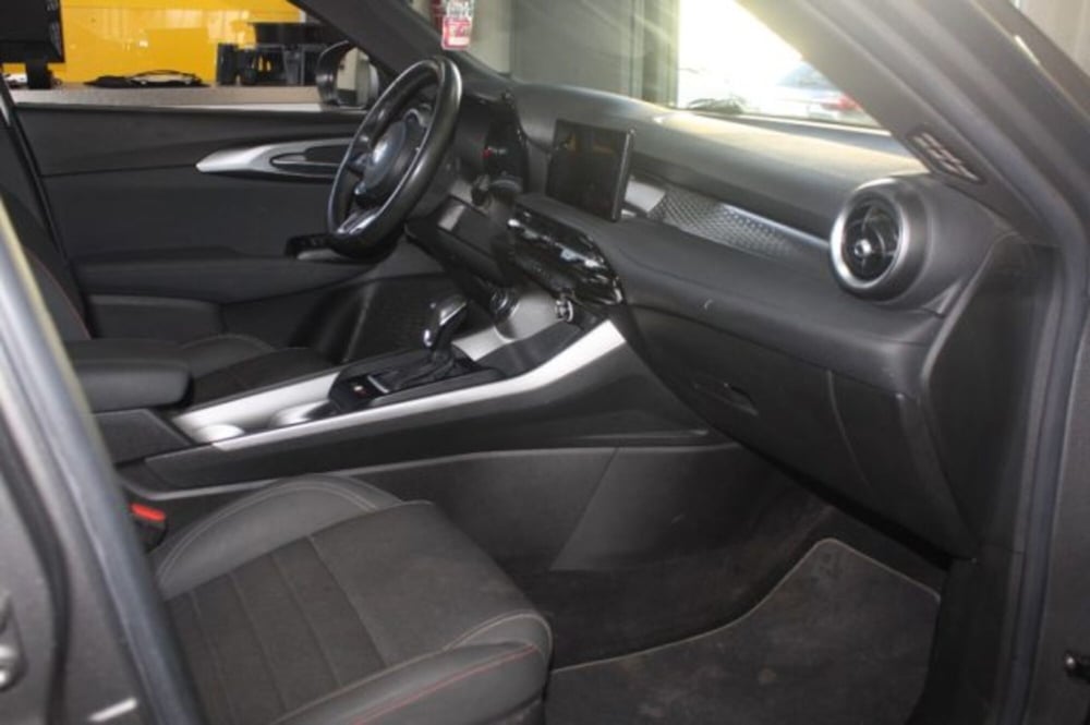 Alfa Romeo Tonale usata a Viterbo (6)