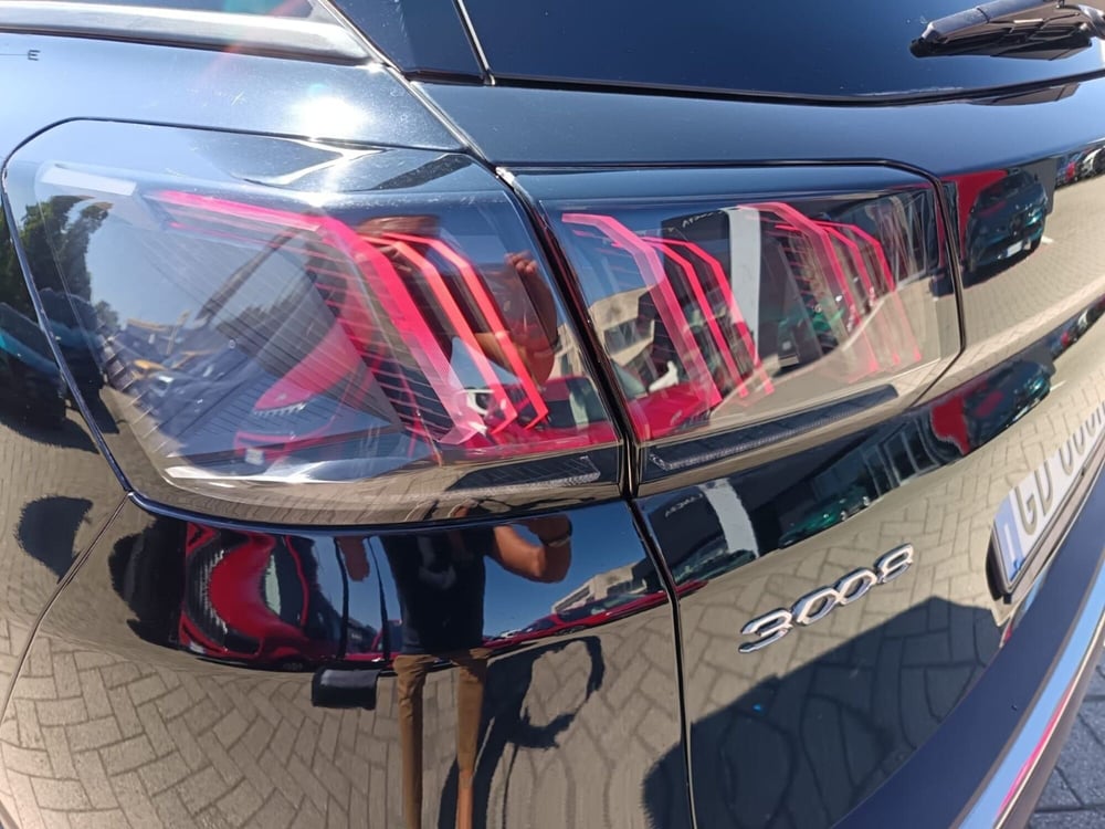 Peugeot 3008 usata  (12)