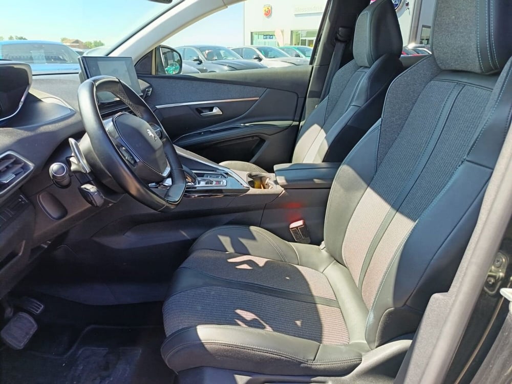 Peugeot 3008 usata  (15)