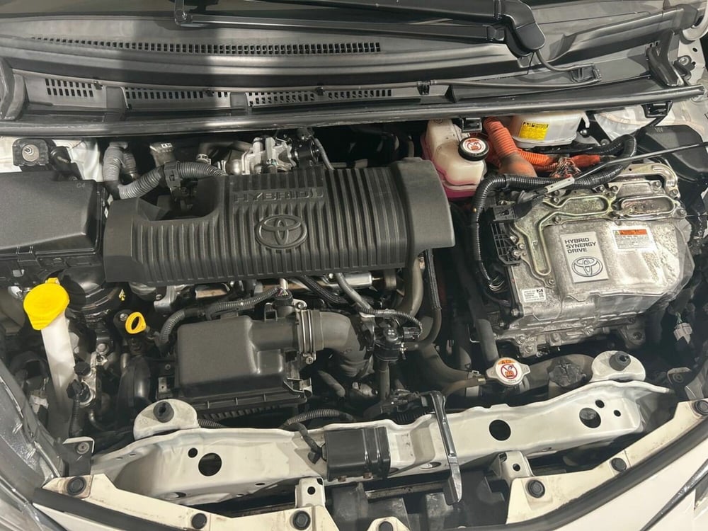 Toyota Yaris usata a Lecco (15)