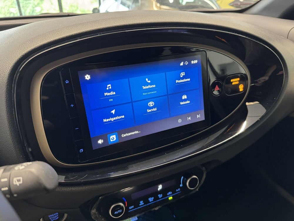 Toyota Aygo X usata a Como (12)