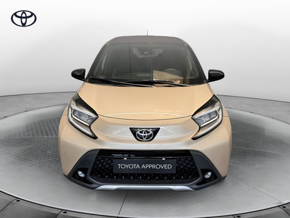 Toyota Aygo X usata a Como (4)