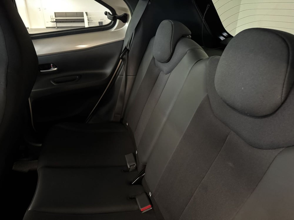 Toyota Aygo X usata a Como (6)