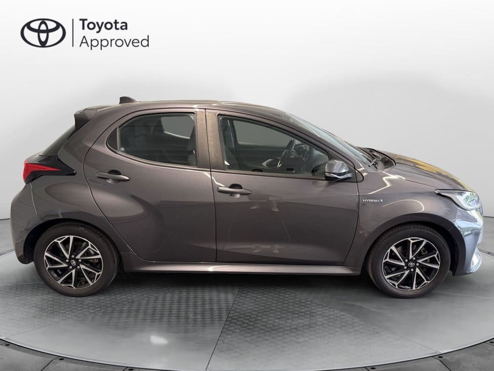 Toyota Yaris usata a Como (11)