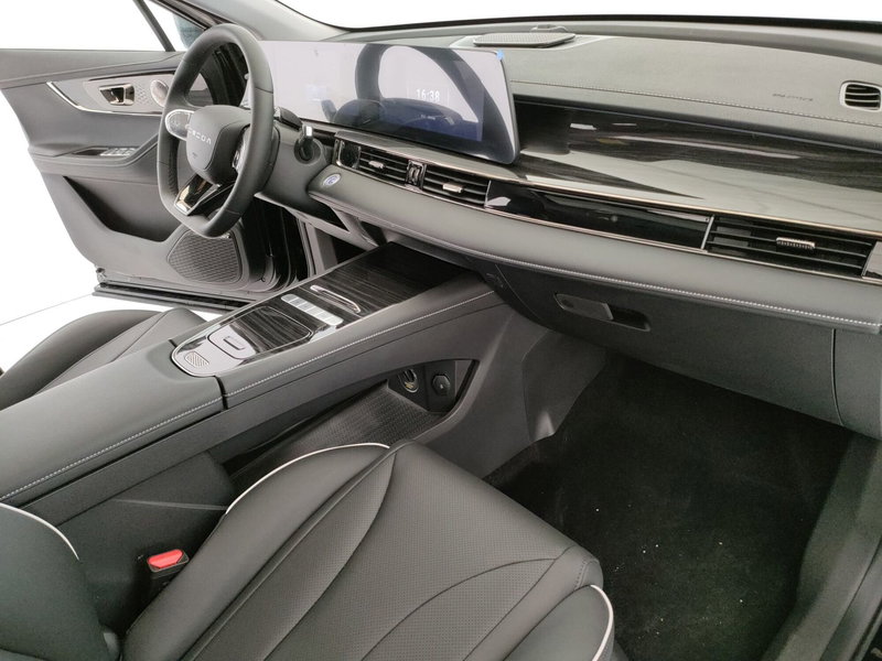 Omoda Omoda 5 nuova a Caserta (13)